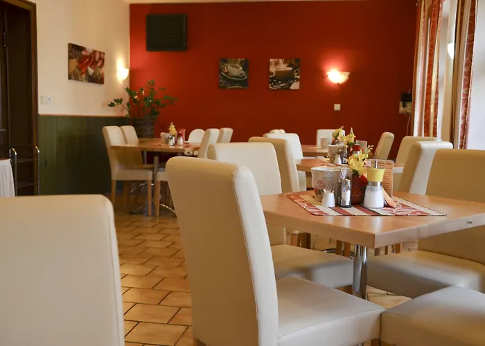 Paradies Hotell 3*